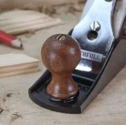 FAITHFULL - Grand Rabot à Main Professionnel En Fonte N°4, 250 X 60 Mm Largeur Fer : 50 Mm 10 FAITHFULL - Grand Rabot à Main Professionnel En Fonte N°4, 250 X 60 Mm Largeur Fer : 50 Mm -Outil Boutique Faithfull Grand Rabot a main professionnel en fonte N 4